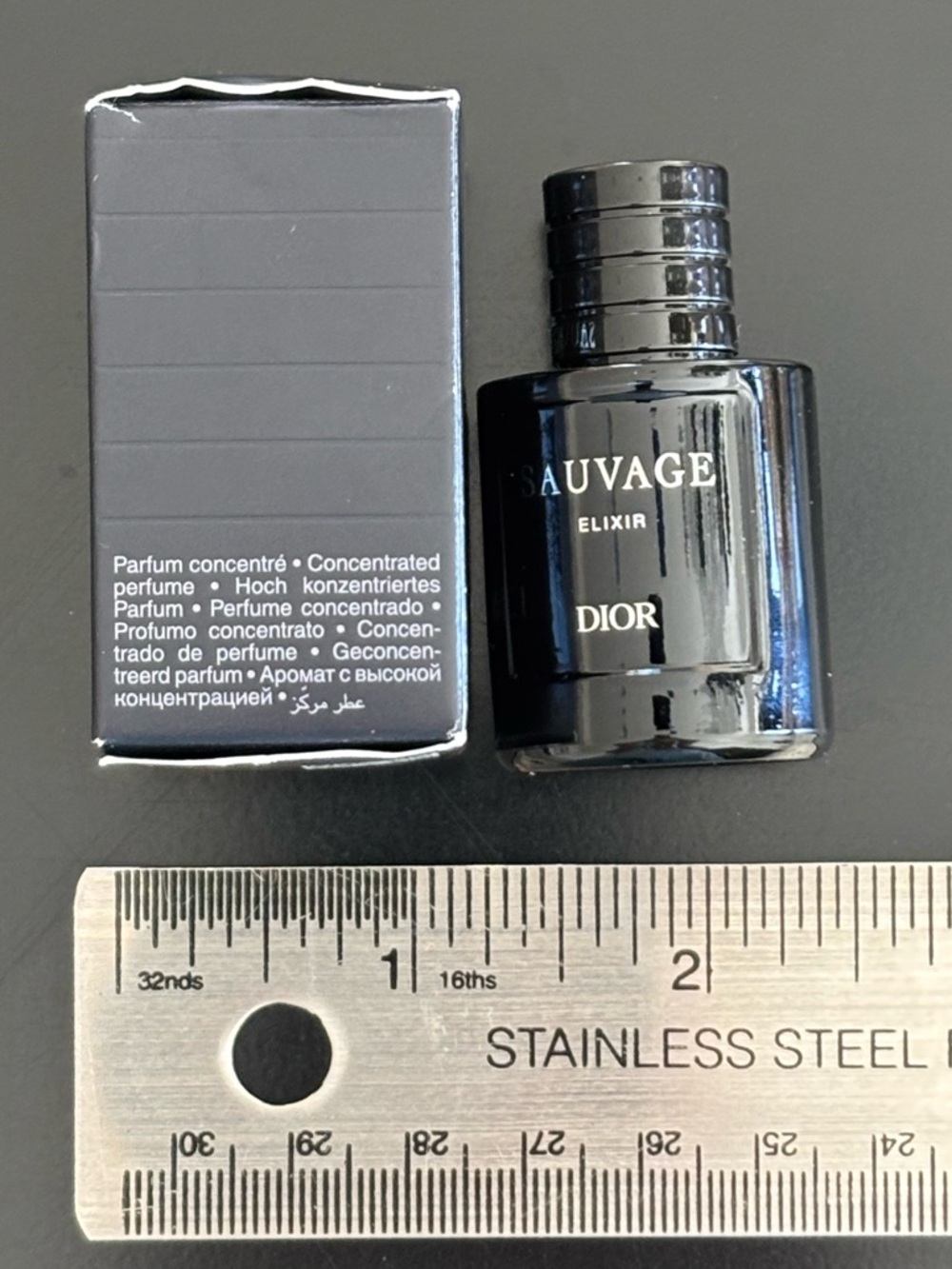 DIOR Sauvage Elixir Mini - Picture 4 of 4